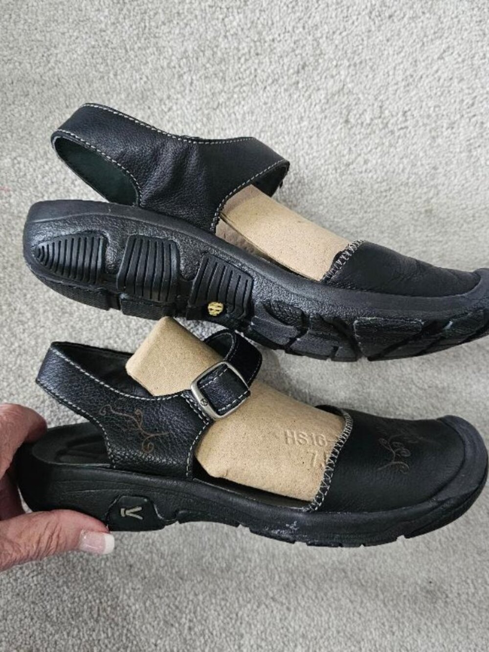 Keen Mary Jane sandals womens size 8 in black leather